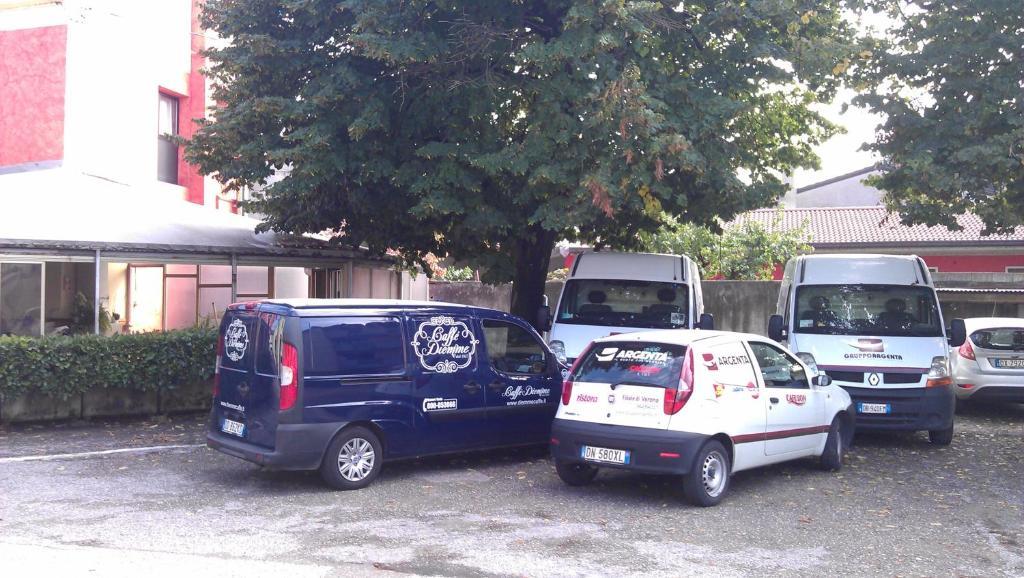 Albergo Pizzeria Sole San Giovanni Lupatoto Luaran gambar