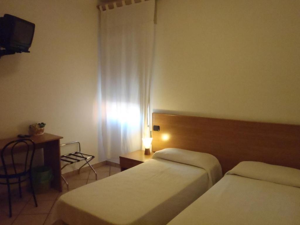Albergo Pizzeria Sole San Giovanni Lupatoto Luaran gambar