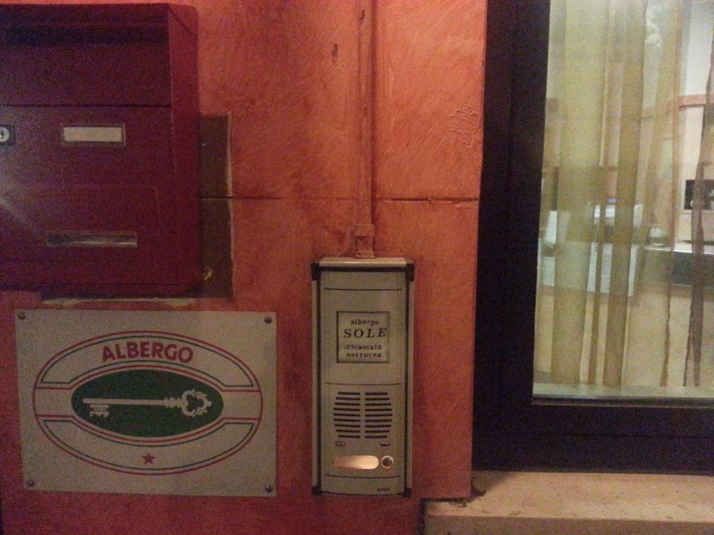 Albergo Pizzeria Sole San Giovanni Lupatoto Luaran gambar