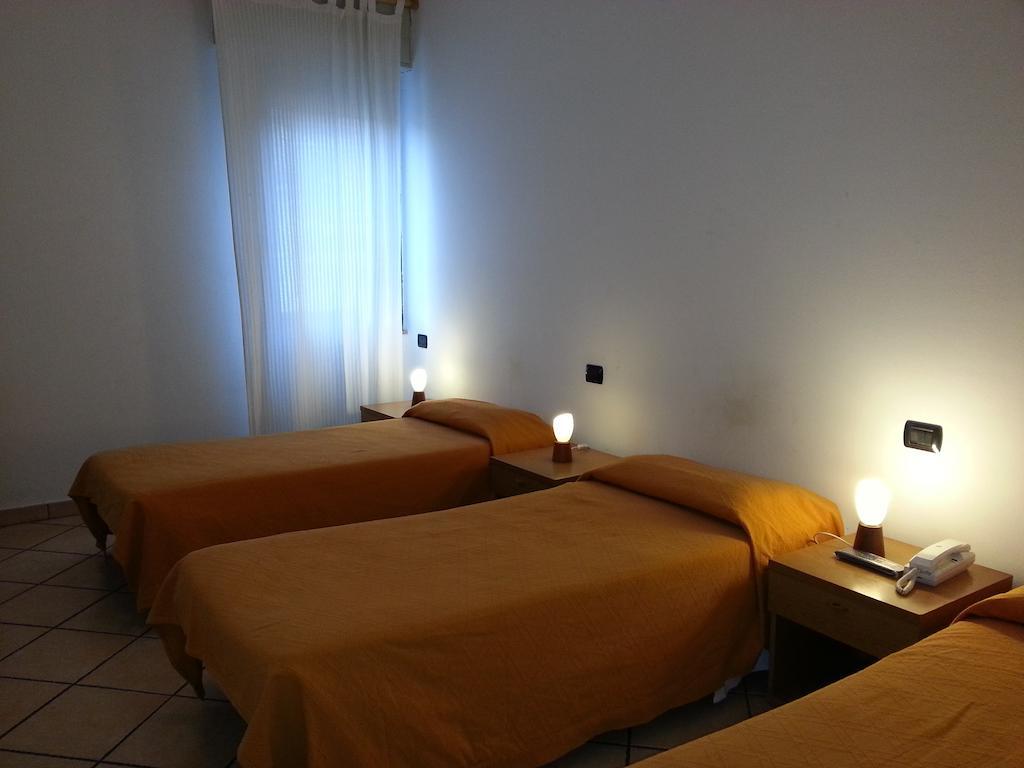 Albergo Pizzeria Sole San Giovanni Lupatoto Luaran gambar